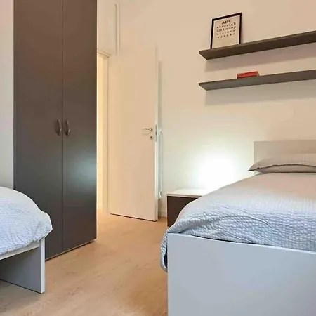 Apartman -free Parking & Wifi- 10 Minuti Dal Centro